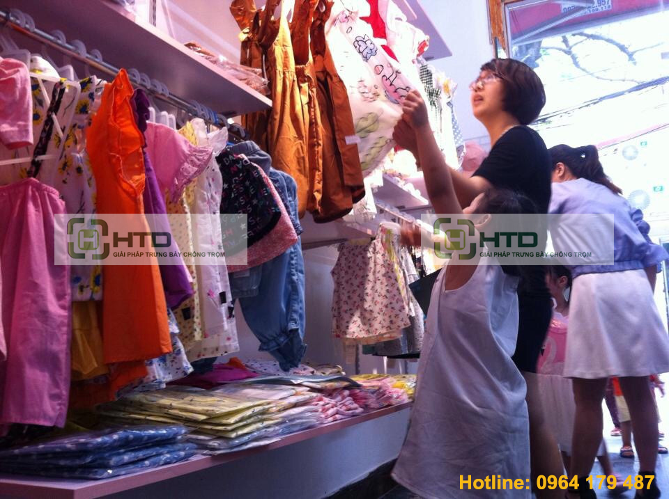 kệ trưng bày cho shop của bé