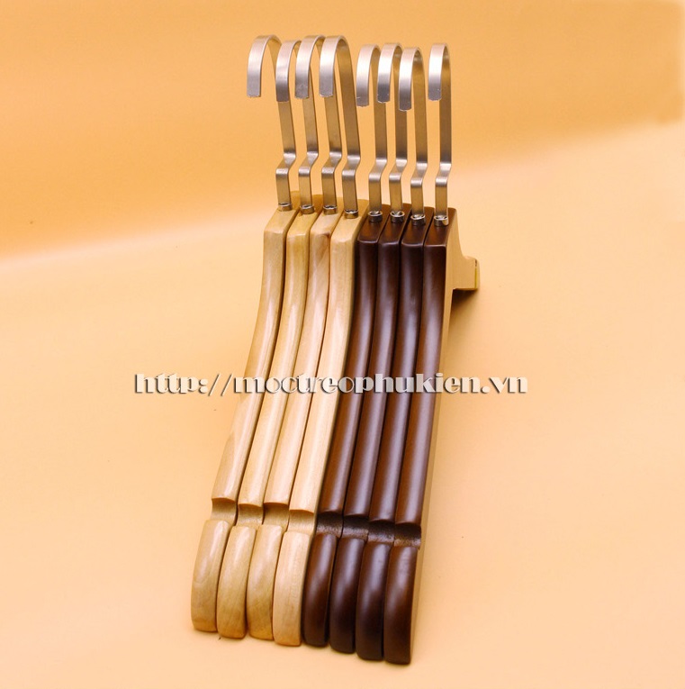 móc gỗ áo váy shop thời trang