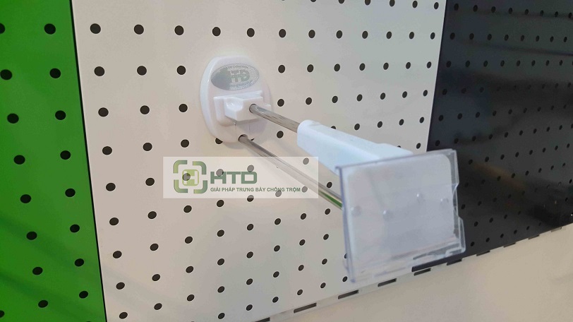 móc treo chống trộm cài tấm lỗ