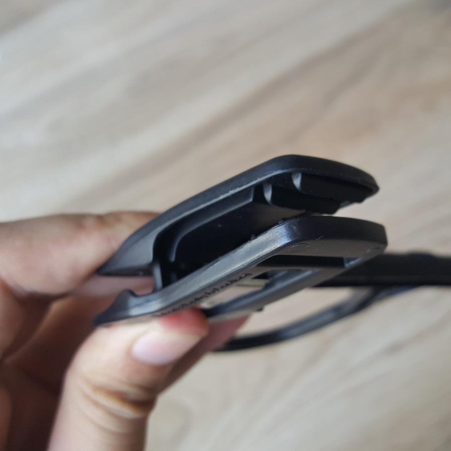 móc kẹp quần trẻ em