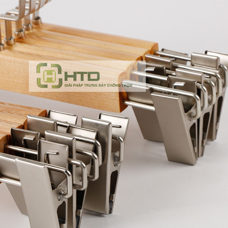 móc gỗ kẹp quần shop thời trang