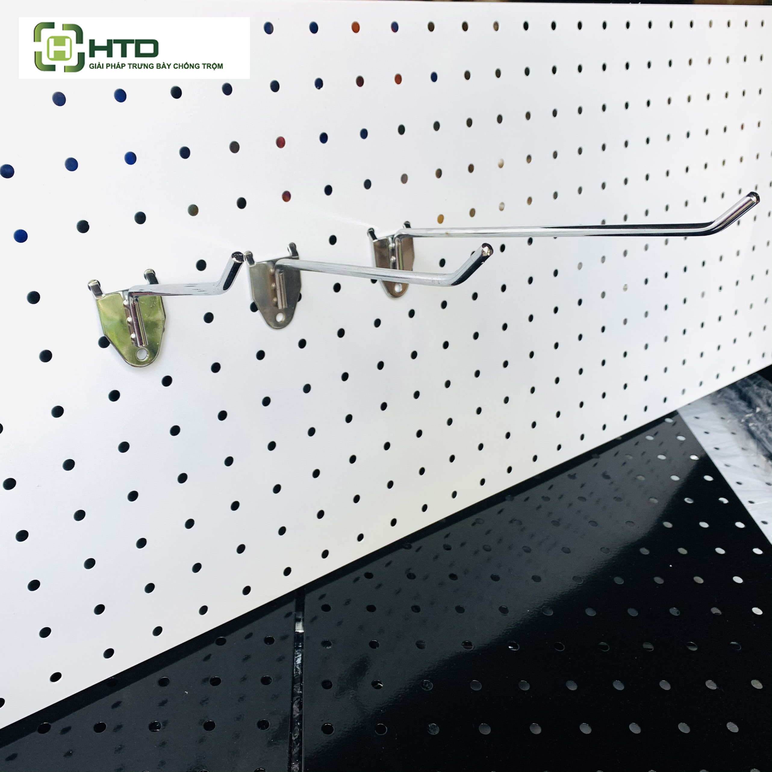 móc treo cài tấm lỗ
