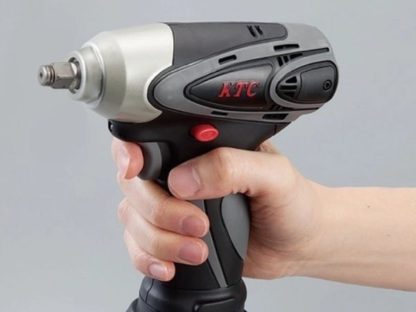 Máy bắt vít vặn vít nhanh và hiệu quả