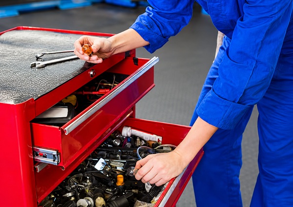 Tủ đựng dụng cụ giúp bảo quản đồ nghề, nâng cao tính chuyên nghiệp cho xưởng