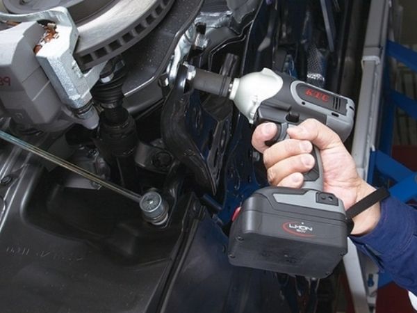 Chọn theo lực siết và kích thước đầu siết