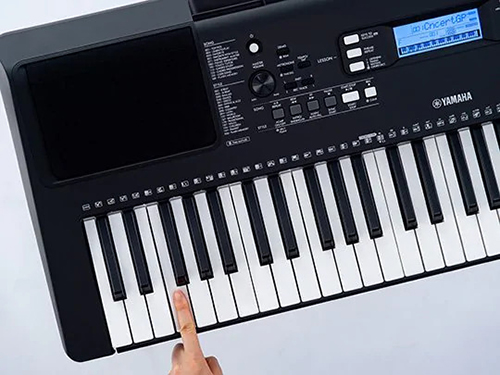 Đàn Organ Yamaha PSR-E373 61-Key