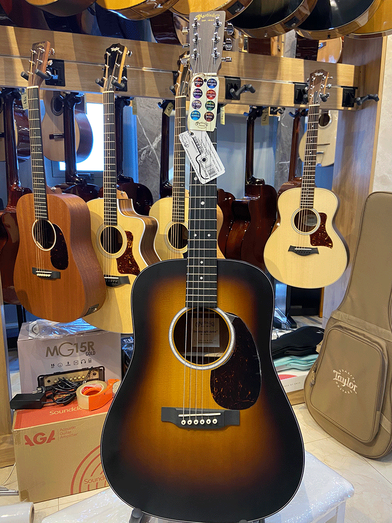 Đàn Guitar Acoustic Martin Junior DJR-10E Burst