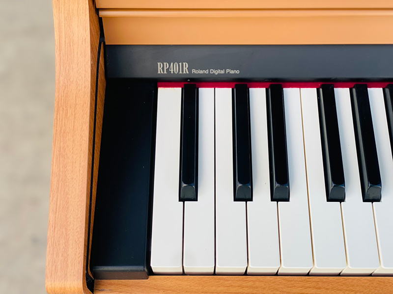 Đàn Piano Điện Roland RP401