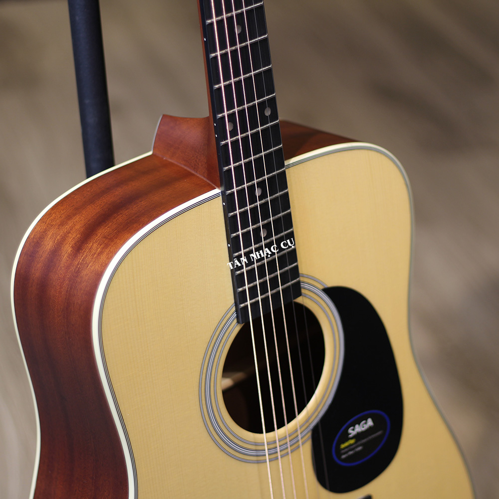 Đàn Guitar Saga SF700 Acoustic