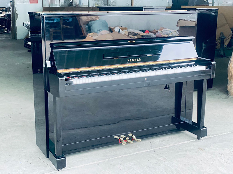 Đàn Piano Cơ Yamaha U1D