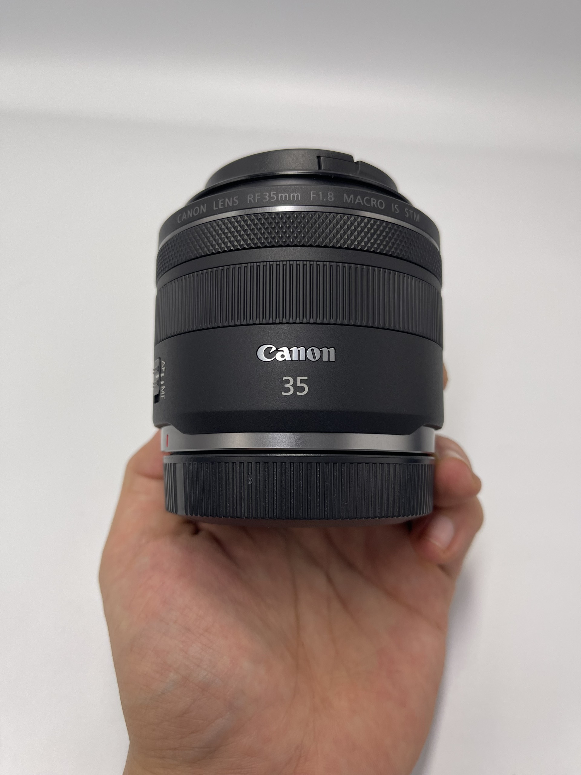 Canon RF 35 F1.8 STM