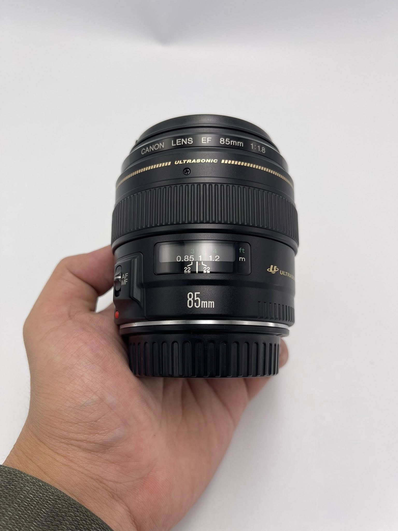 Canon EF 85mm F1.8 USM