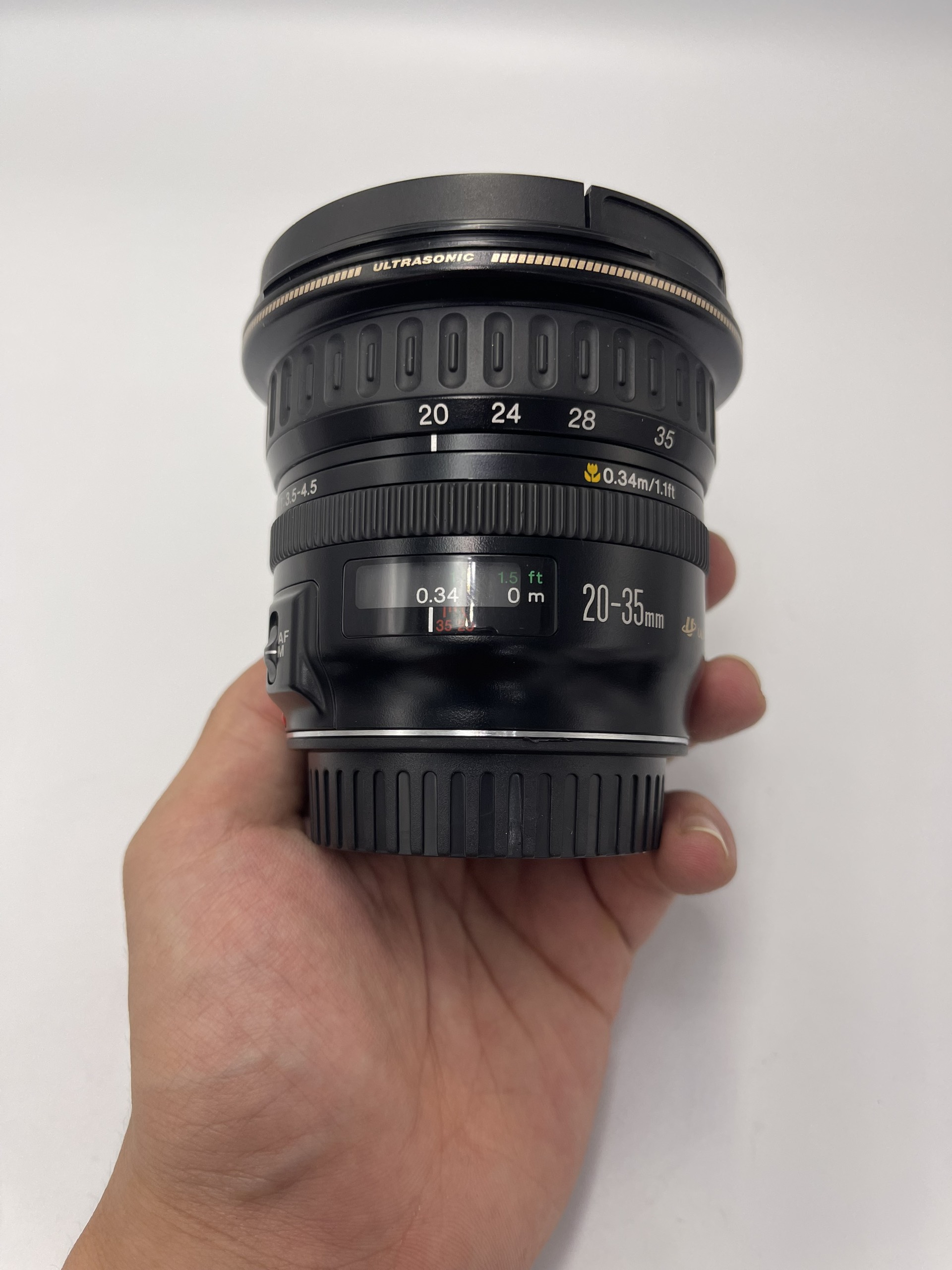 Canon EF 20-35mm f/3.5-4.5 USM (Đồ cũ)