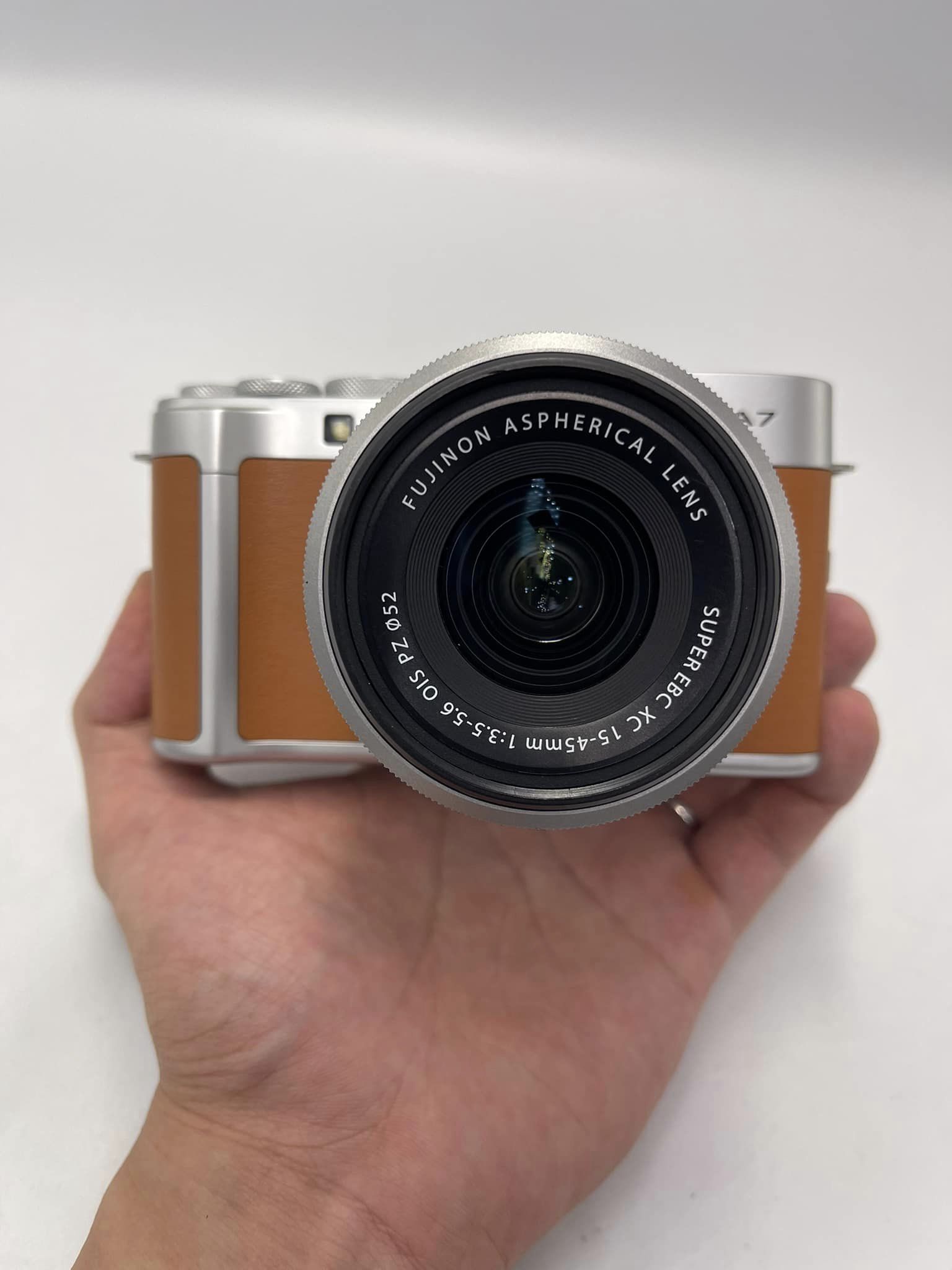 Fujifilm XA7 + XC 15-45mm