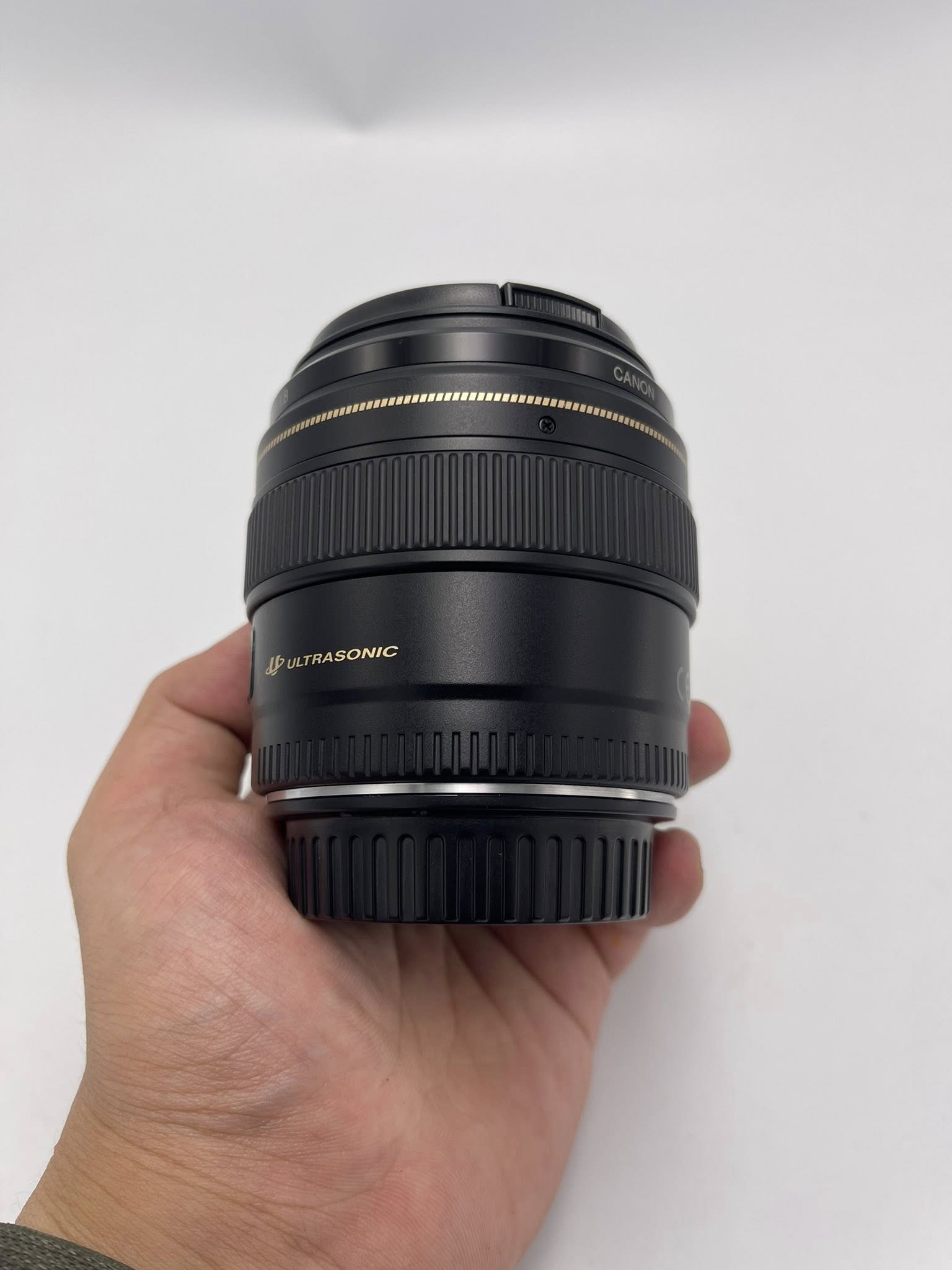 Canon EF 85mm F1.8 USM