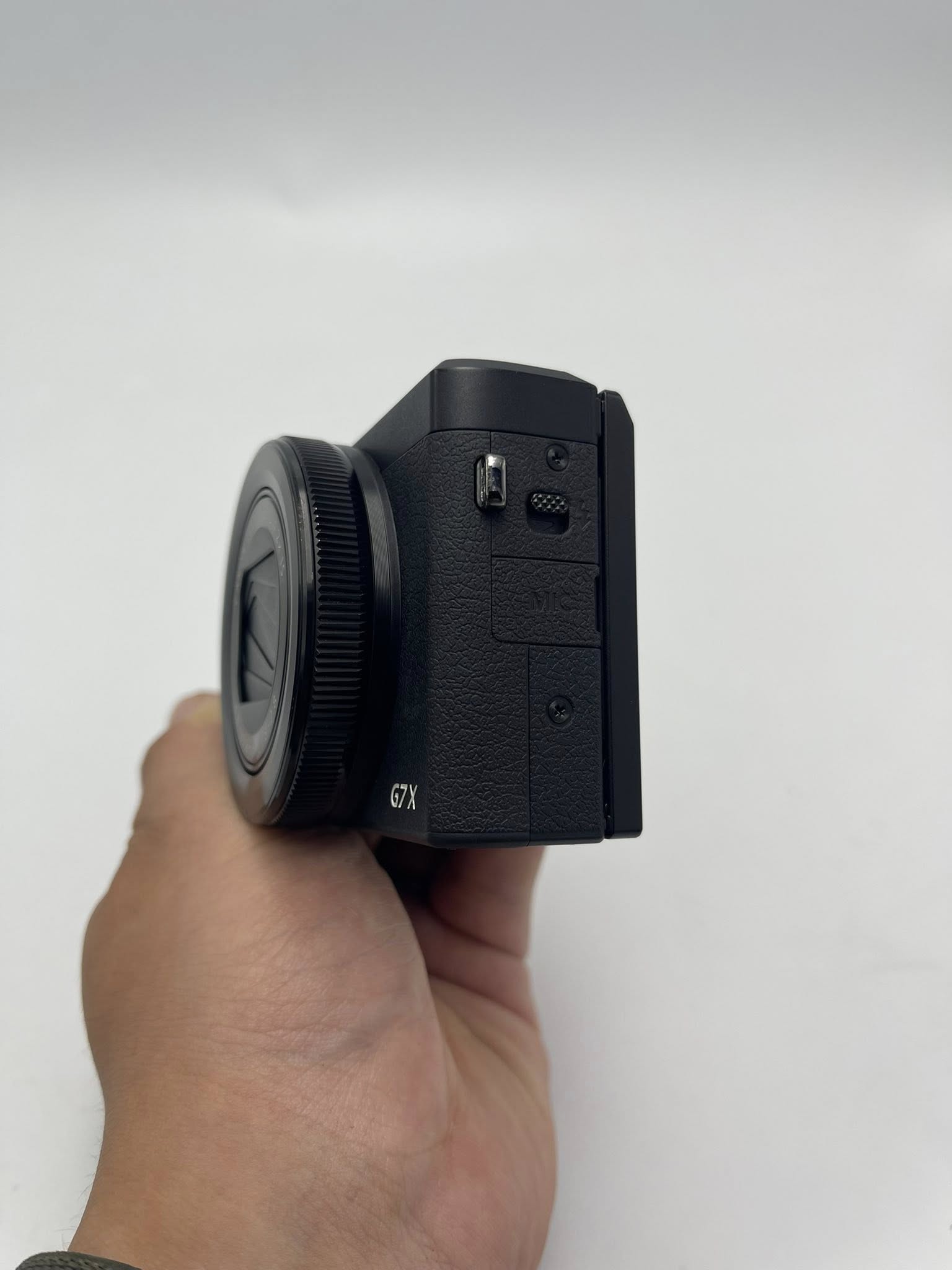 Canon PowerShot G7X Mark III