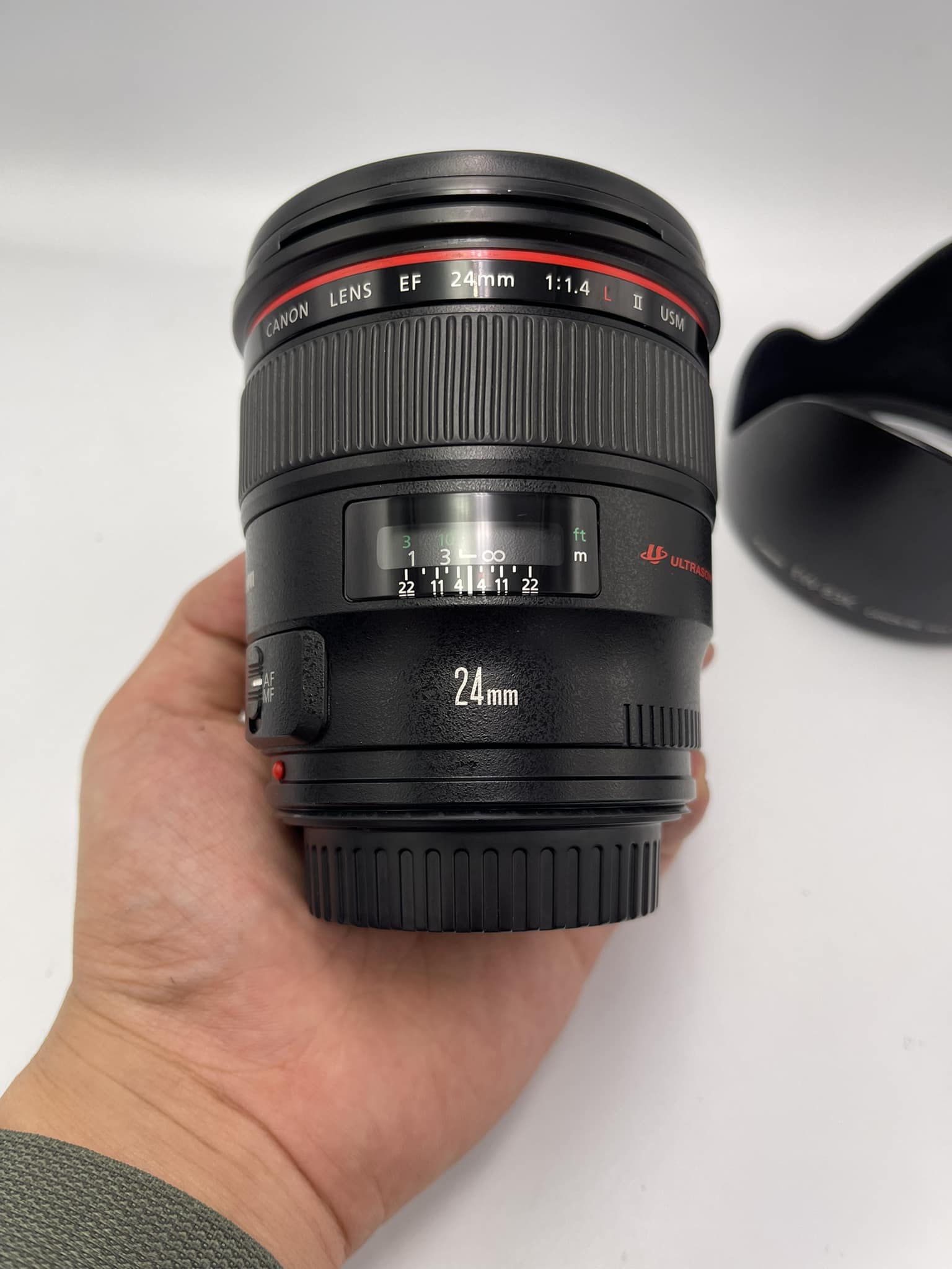 Canon EF 24mm F1.4L II