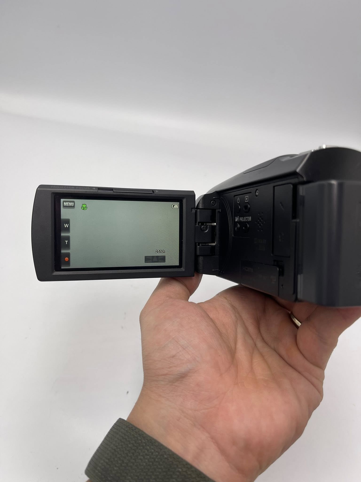 Sony Handycam HDR-PJ675