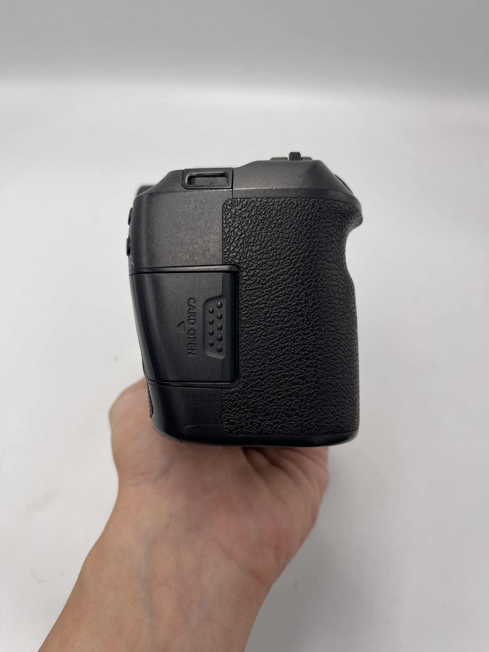 Combo Canon EOS R + RF 50mm F1.8 STM