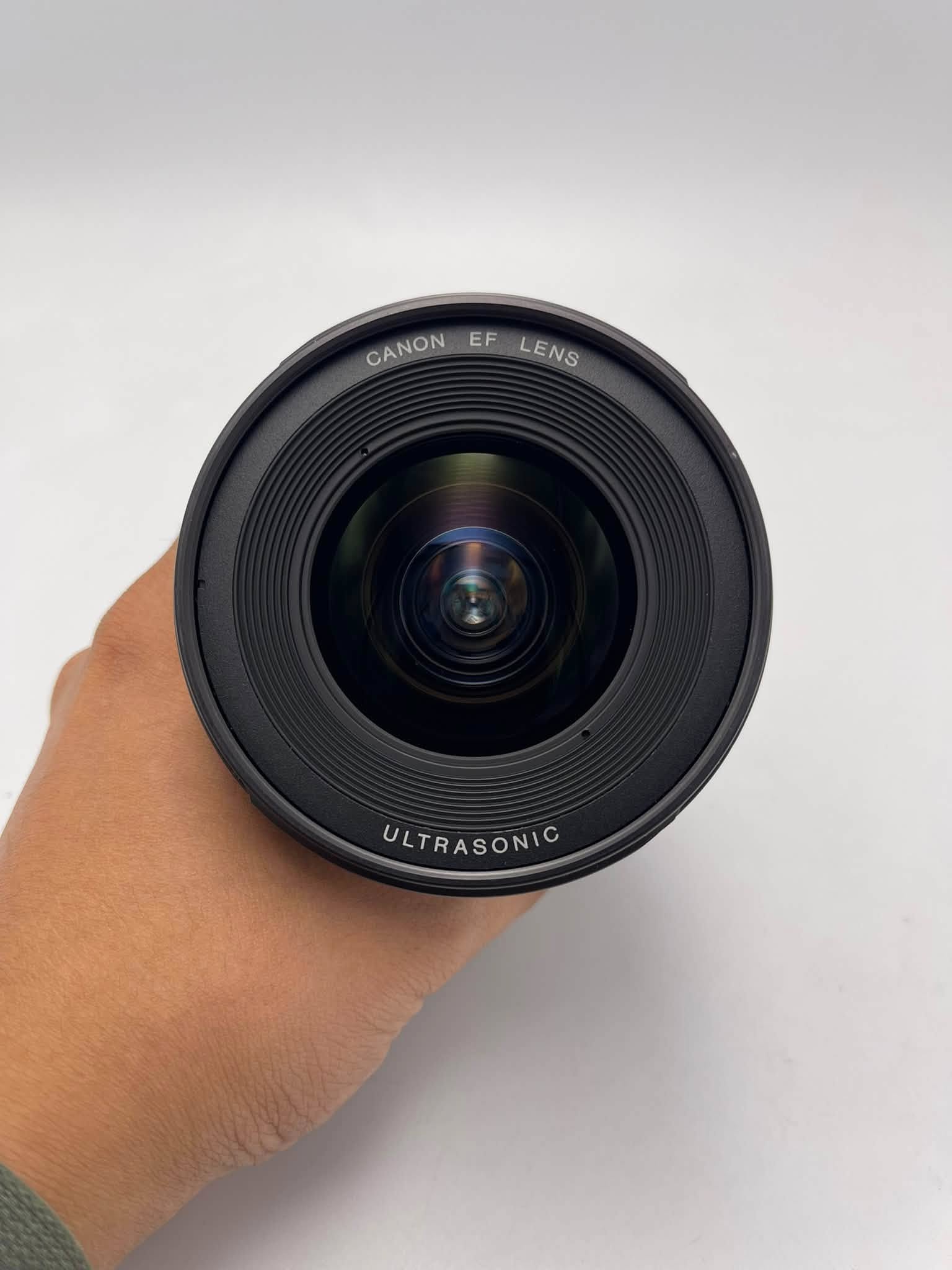 Canon EF 17-35mm F2.8L USM