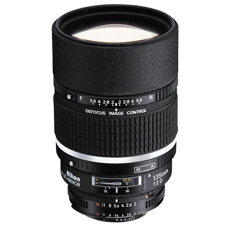 Nikon AF DC 135mm f/2D