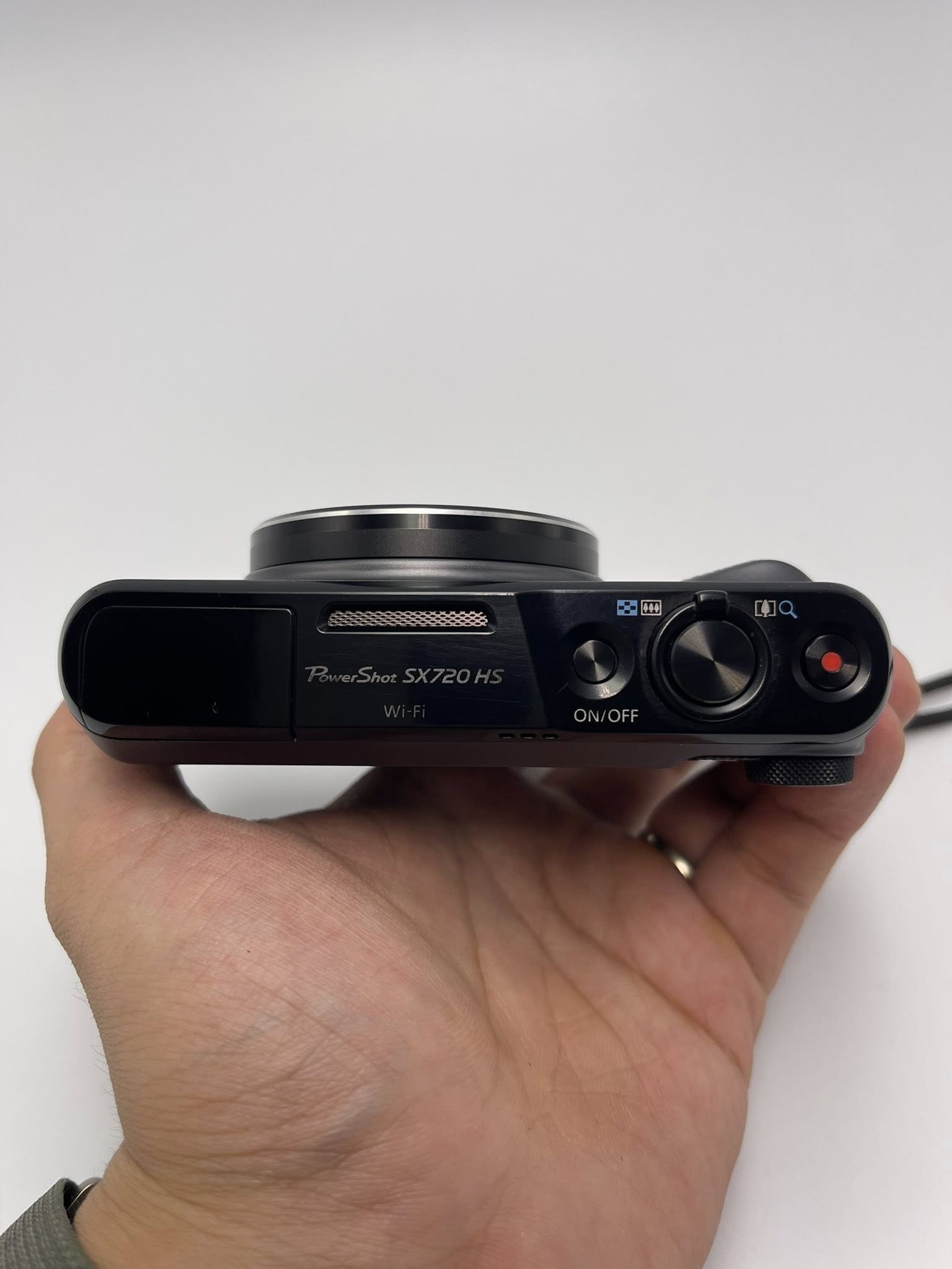 Canon PowerShot SX720 HS