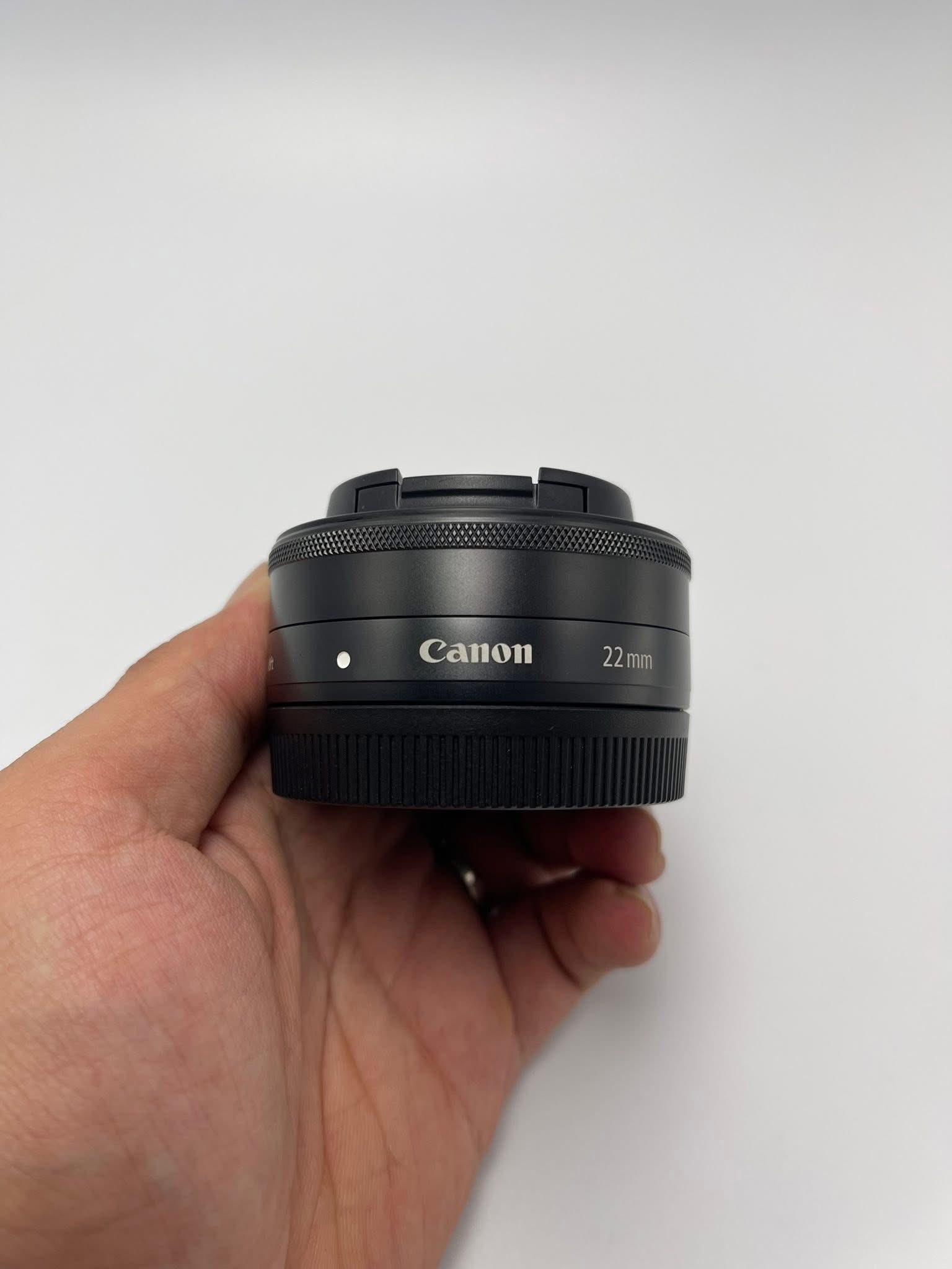 Canon EF-M 22mm F2 STM