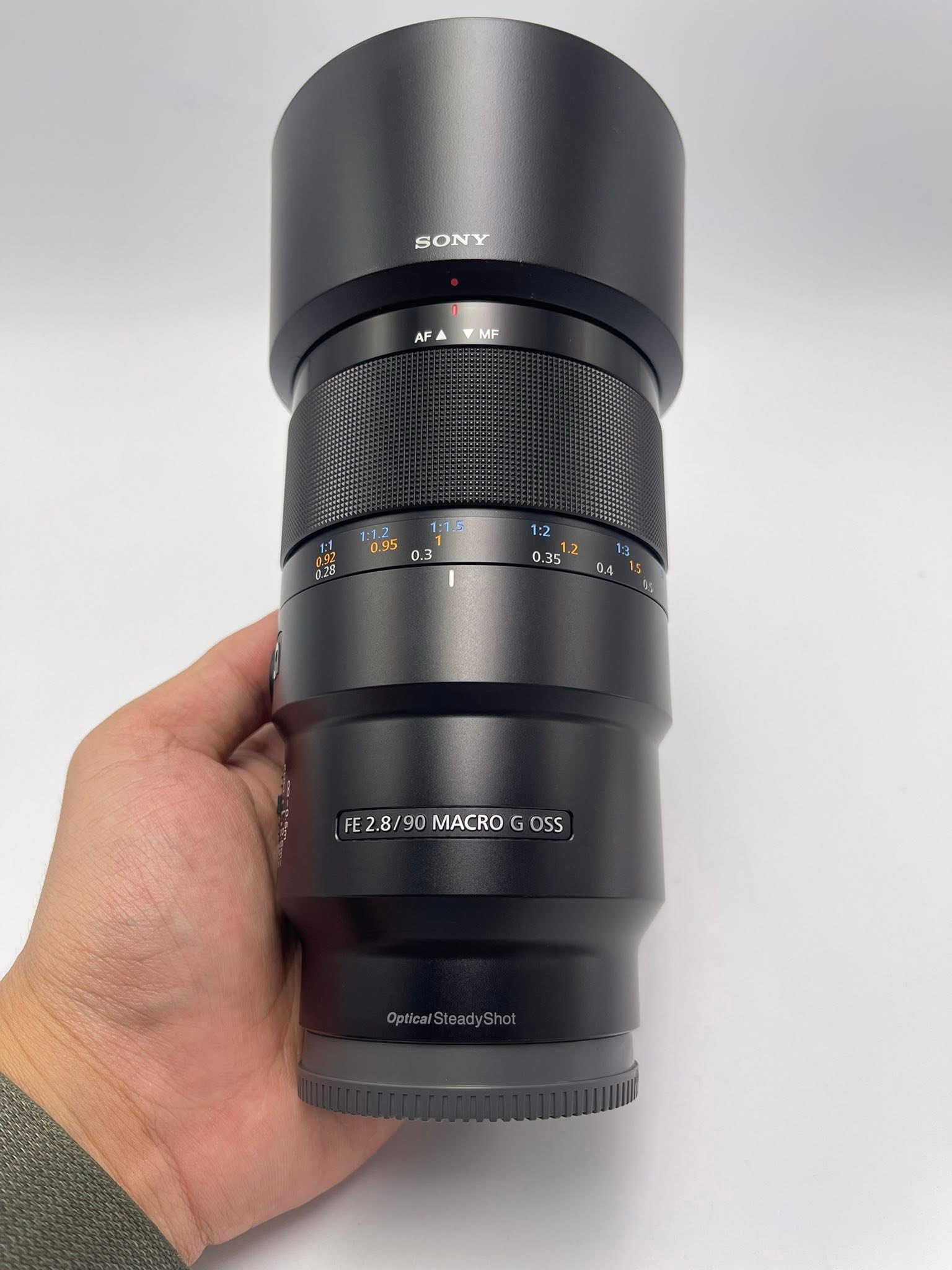 Sony FE 90mm F2.8 Macro G OSS