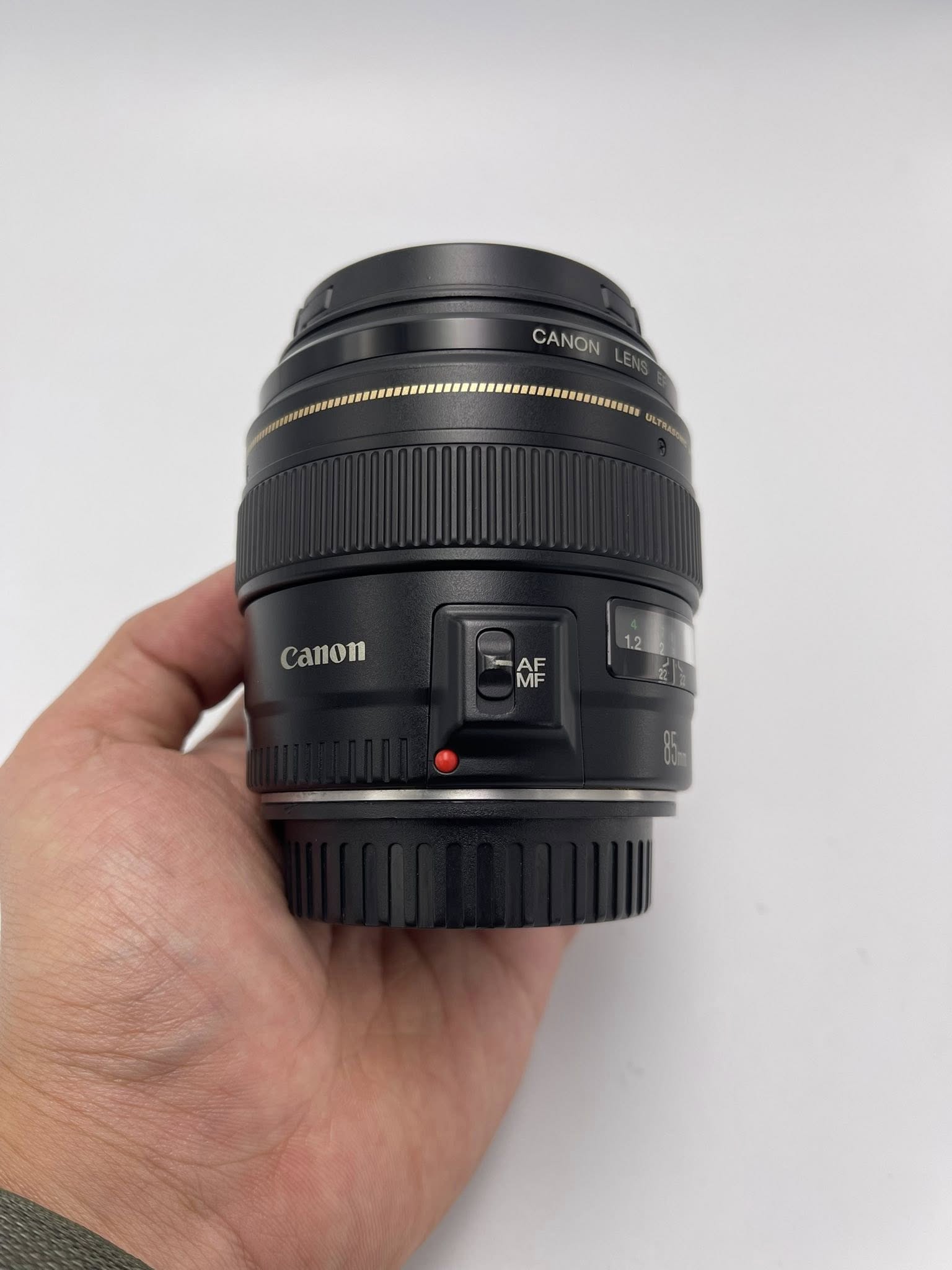Canon EF 85mm F1.8 USM