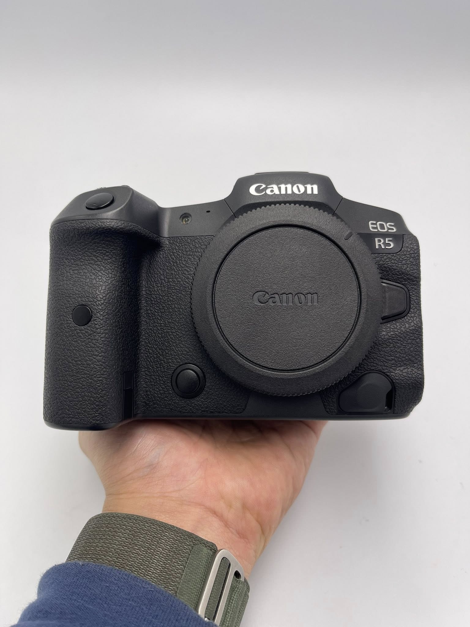 Canon EOS R5