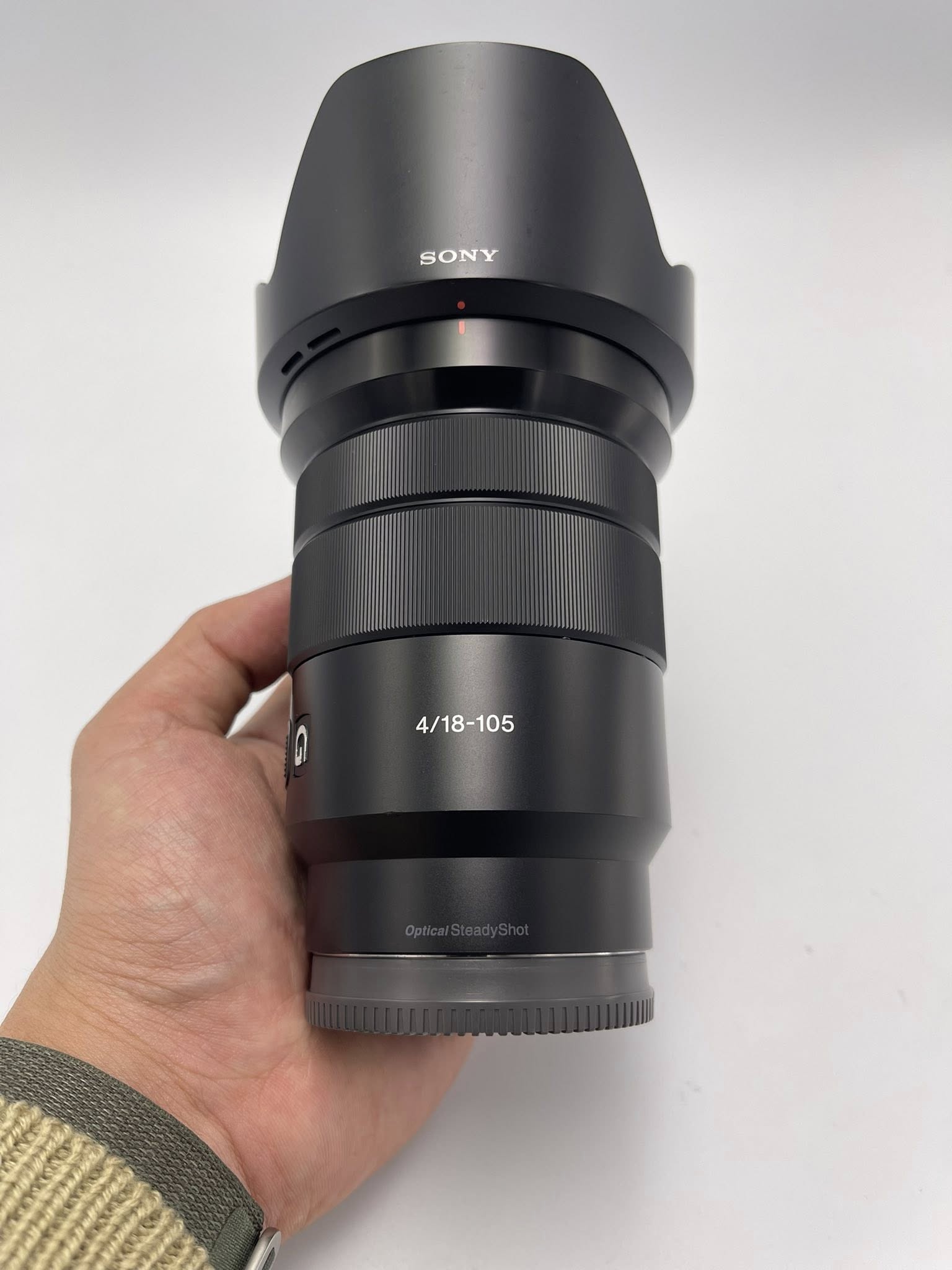 Sony E 18-105mm F4G OSS