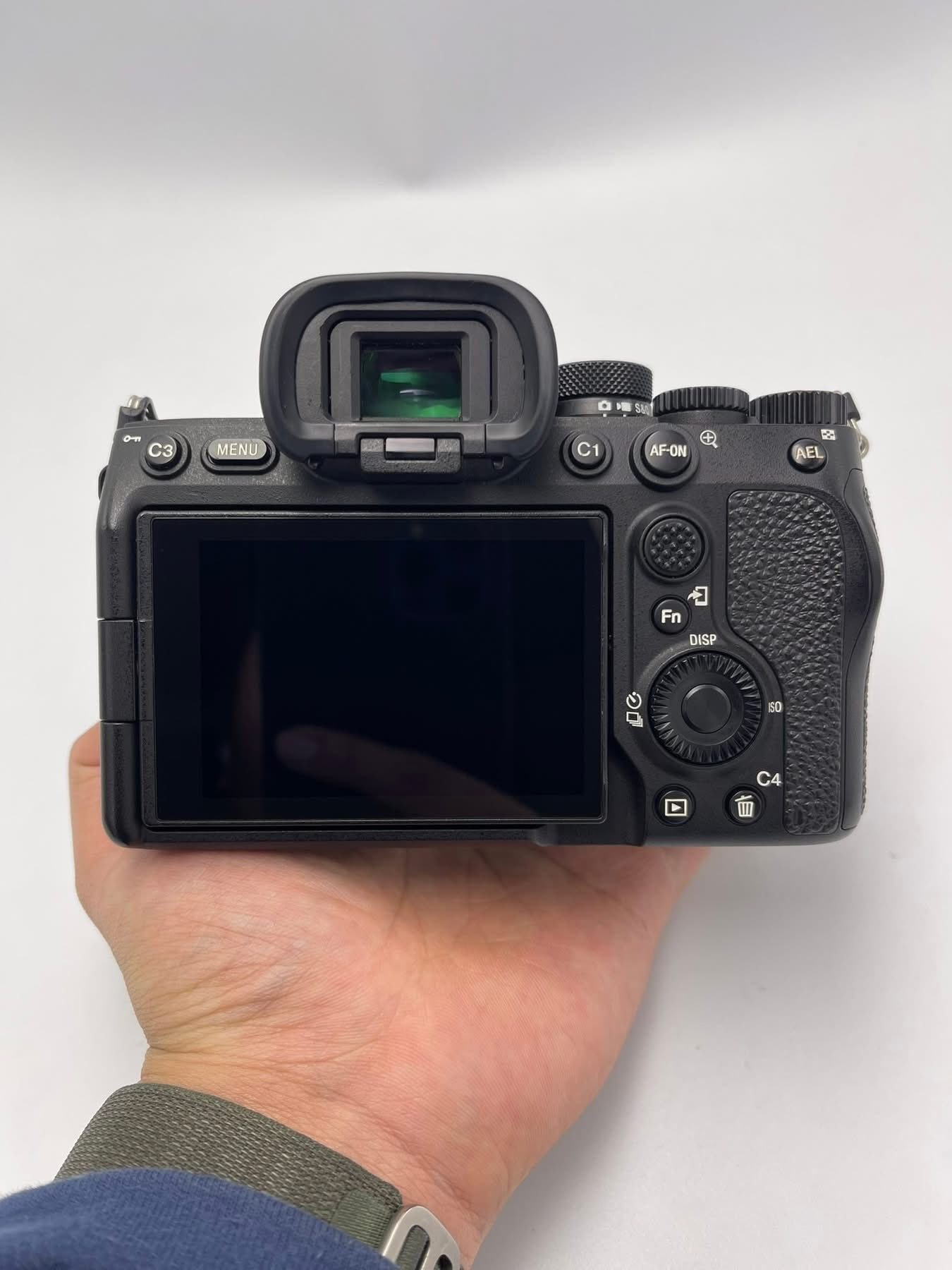 Sony A74