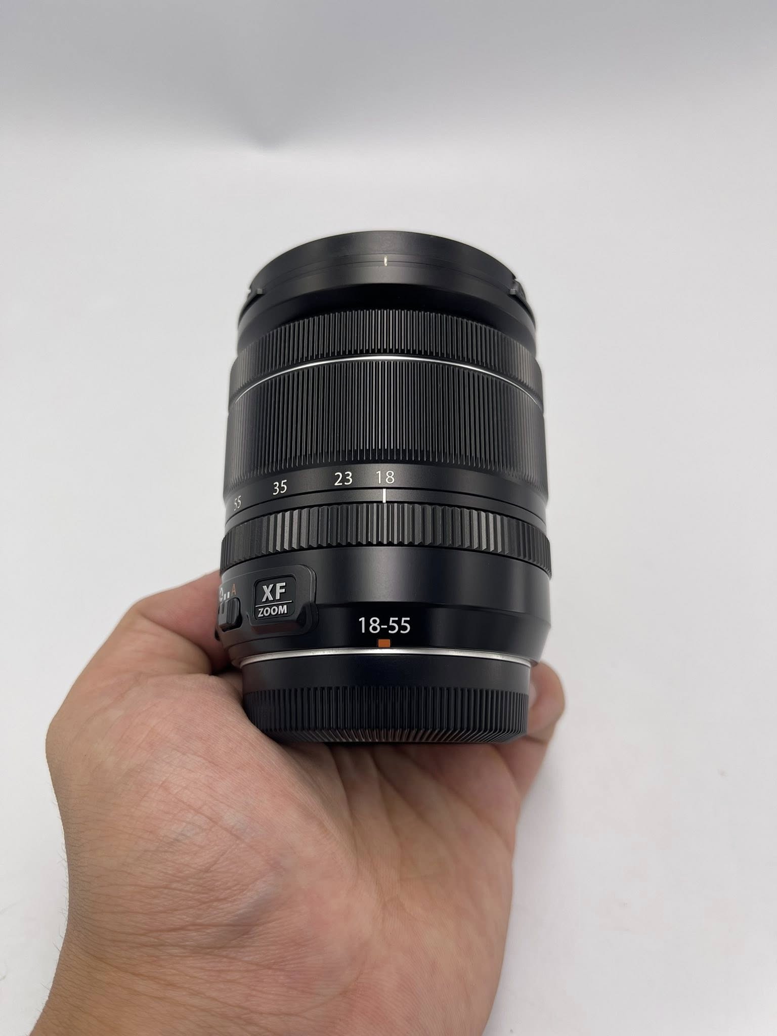 Fujifilm XF 18-55mm F2.8-4 R LM OIS