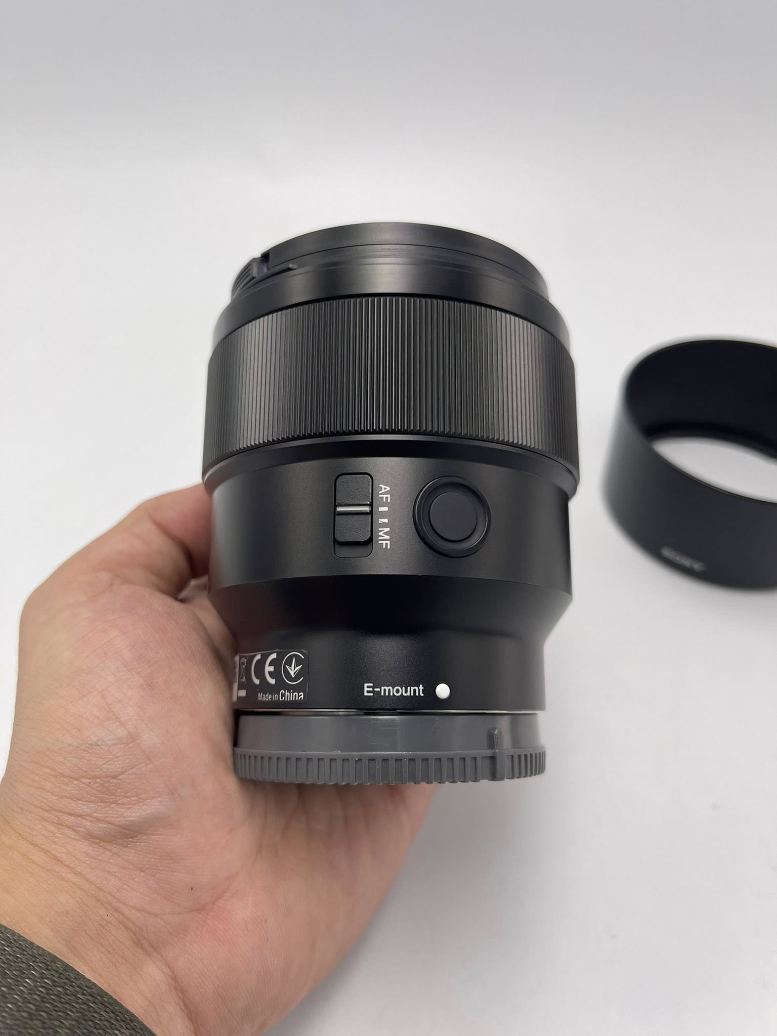 Sony FE 85mm F1.8