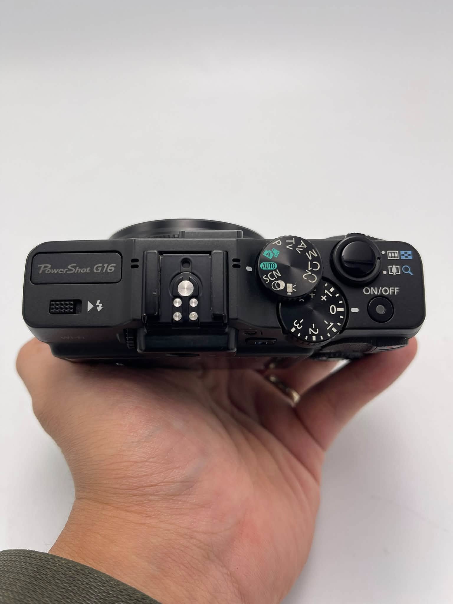 Canon PowerShot G16