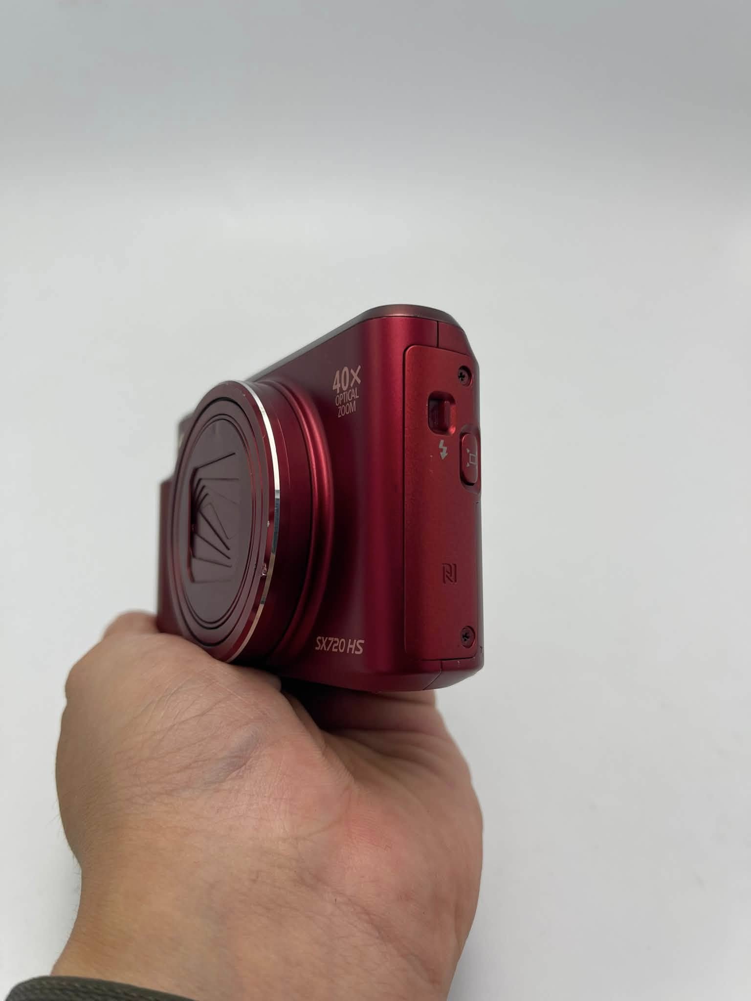 Canon PowerShot SX720 HS