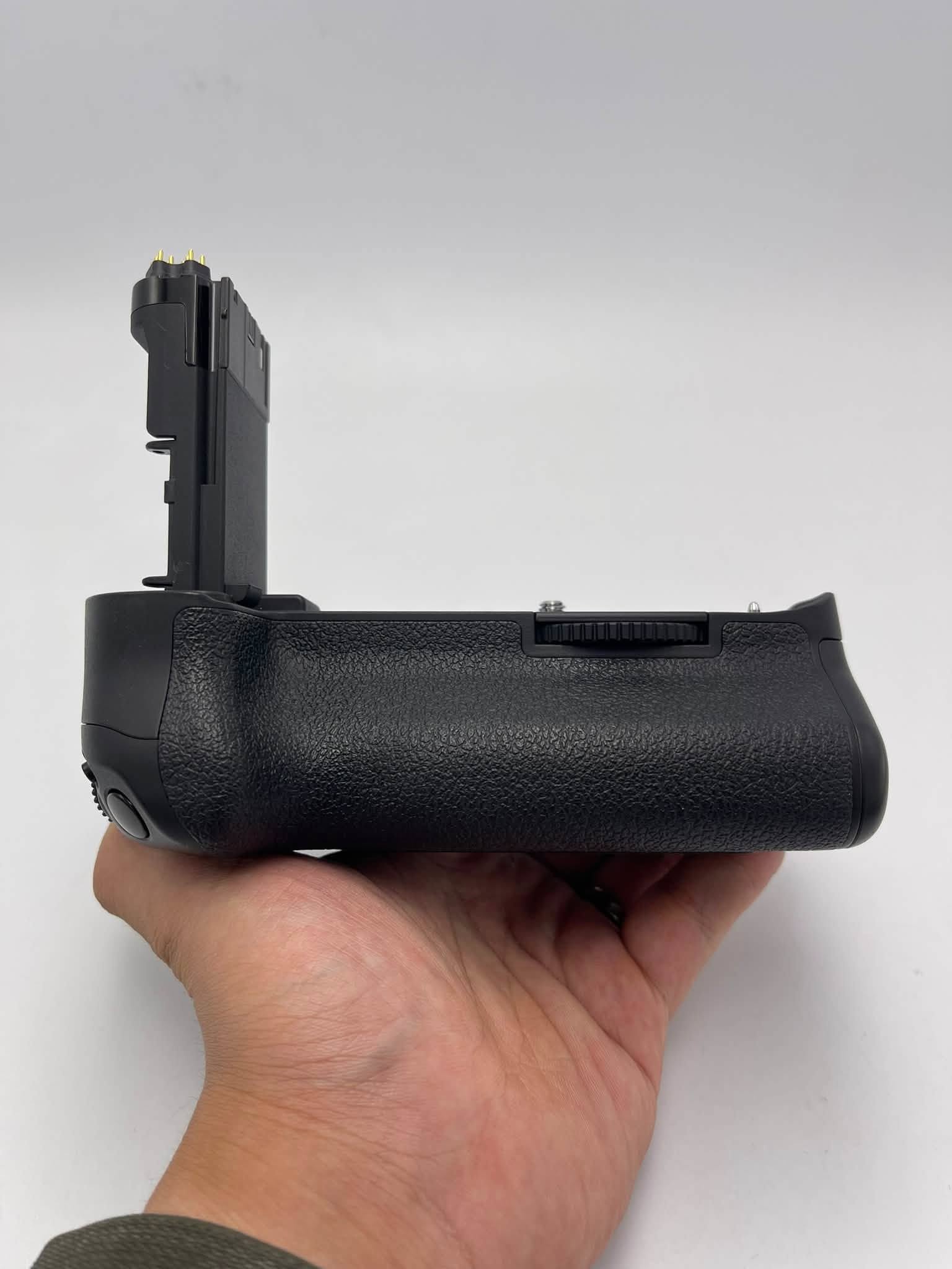 Grip zin Canon BG E11 for Canon 5D3, 5DSR, 5DS