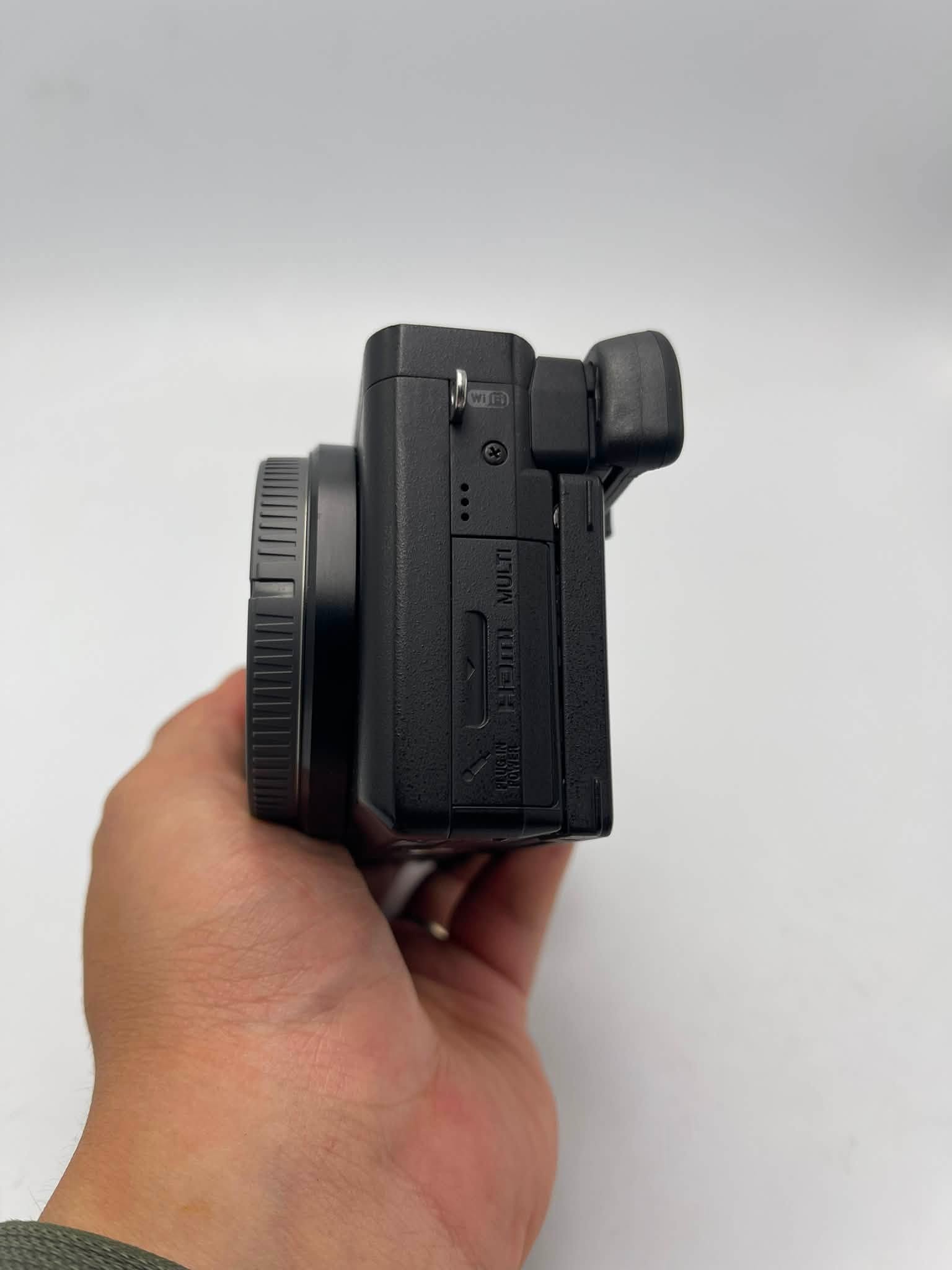 Sony A6400