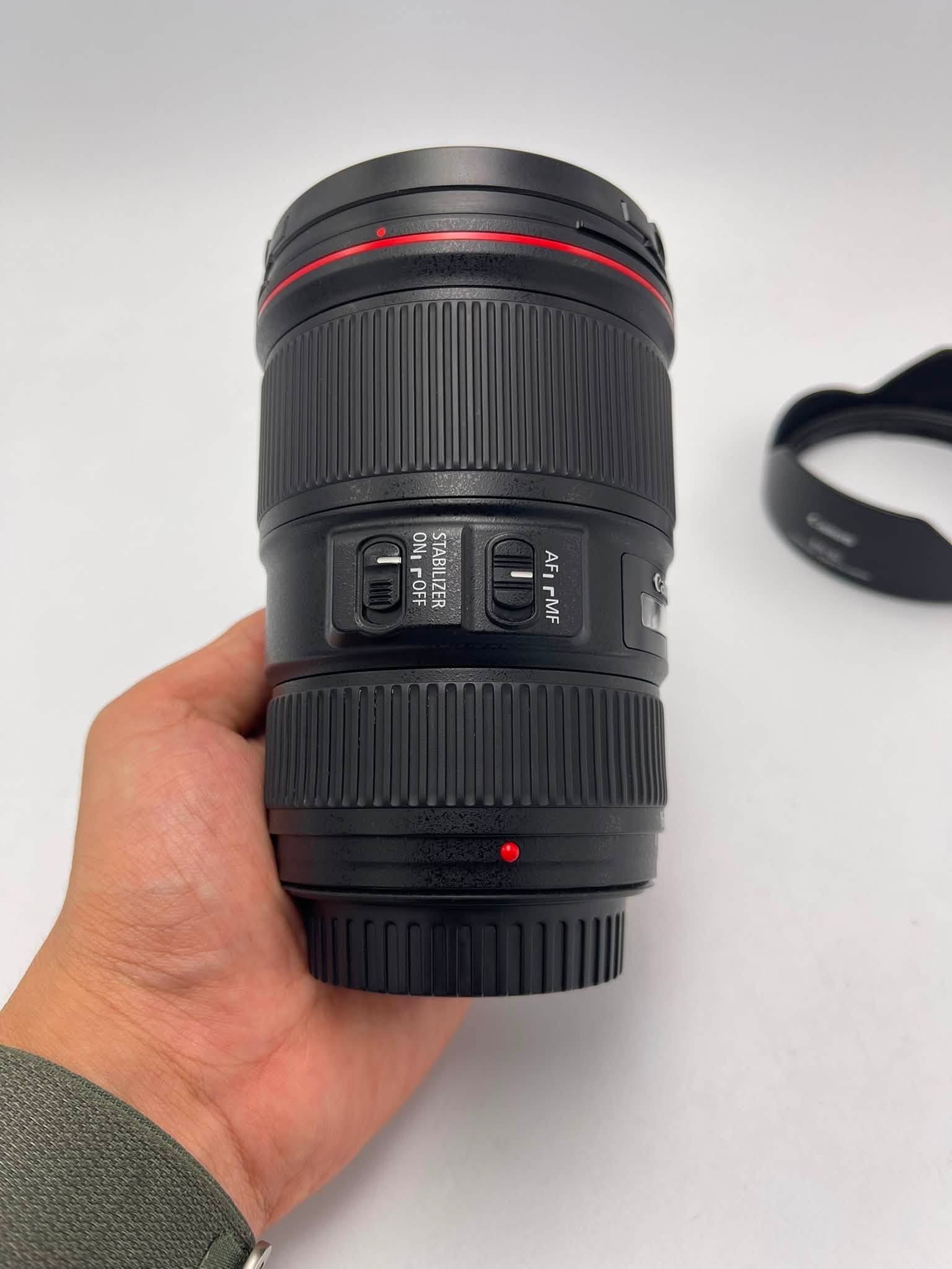 Canon EF 16-35mm F4L IS USM