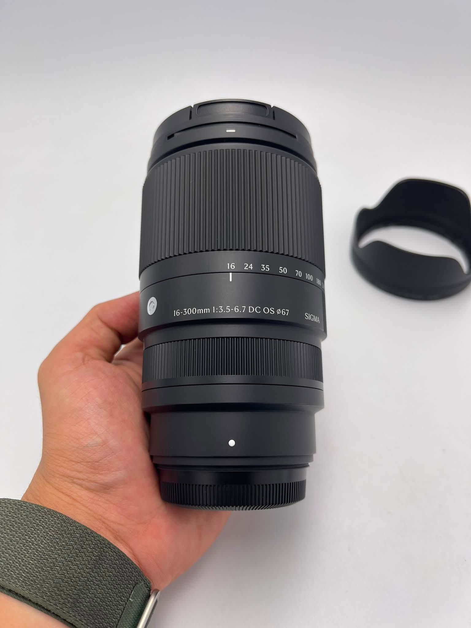 Sigma 16-300mm F3.5-6.7 DC OS for Fujifilm
