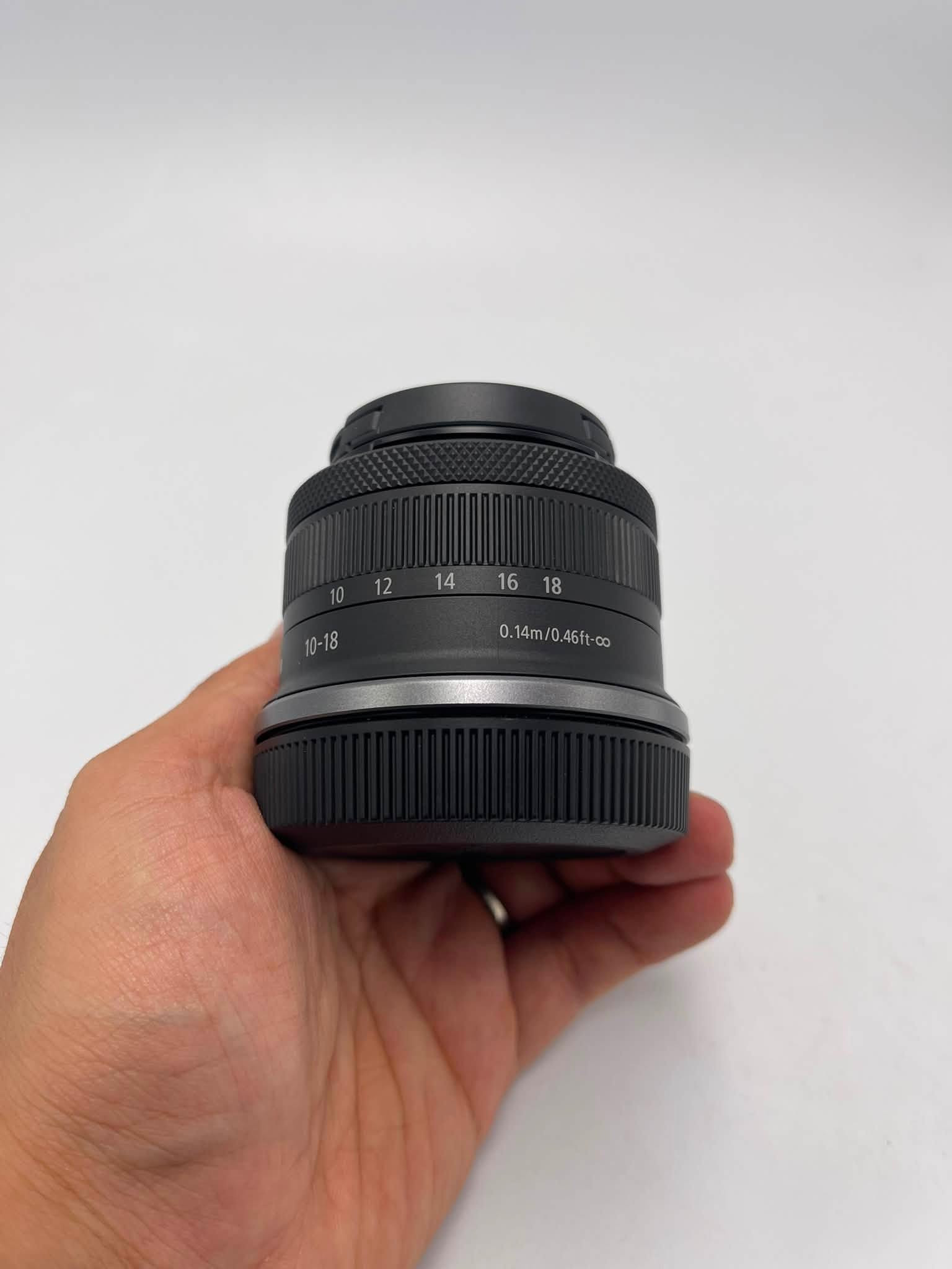 Canon RF-S 10-18mm F4.5-6.3 IS STM