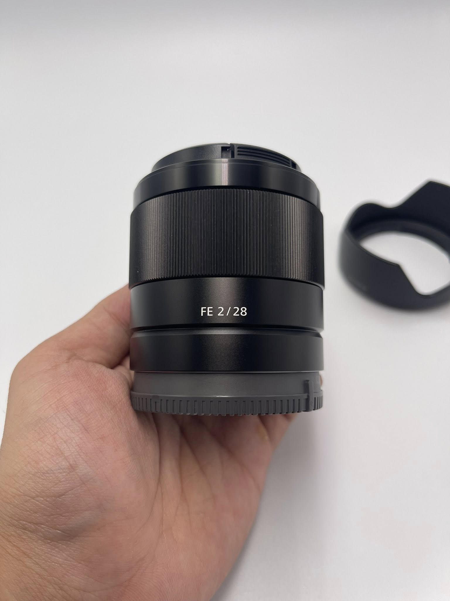 Sony FE 28mm F2