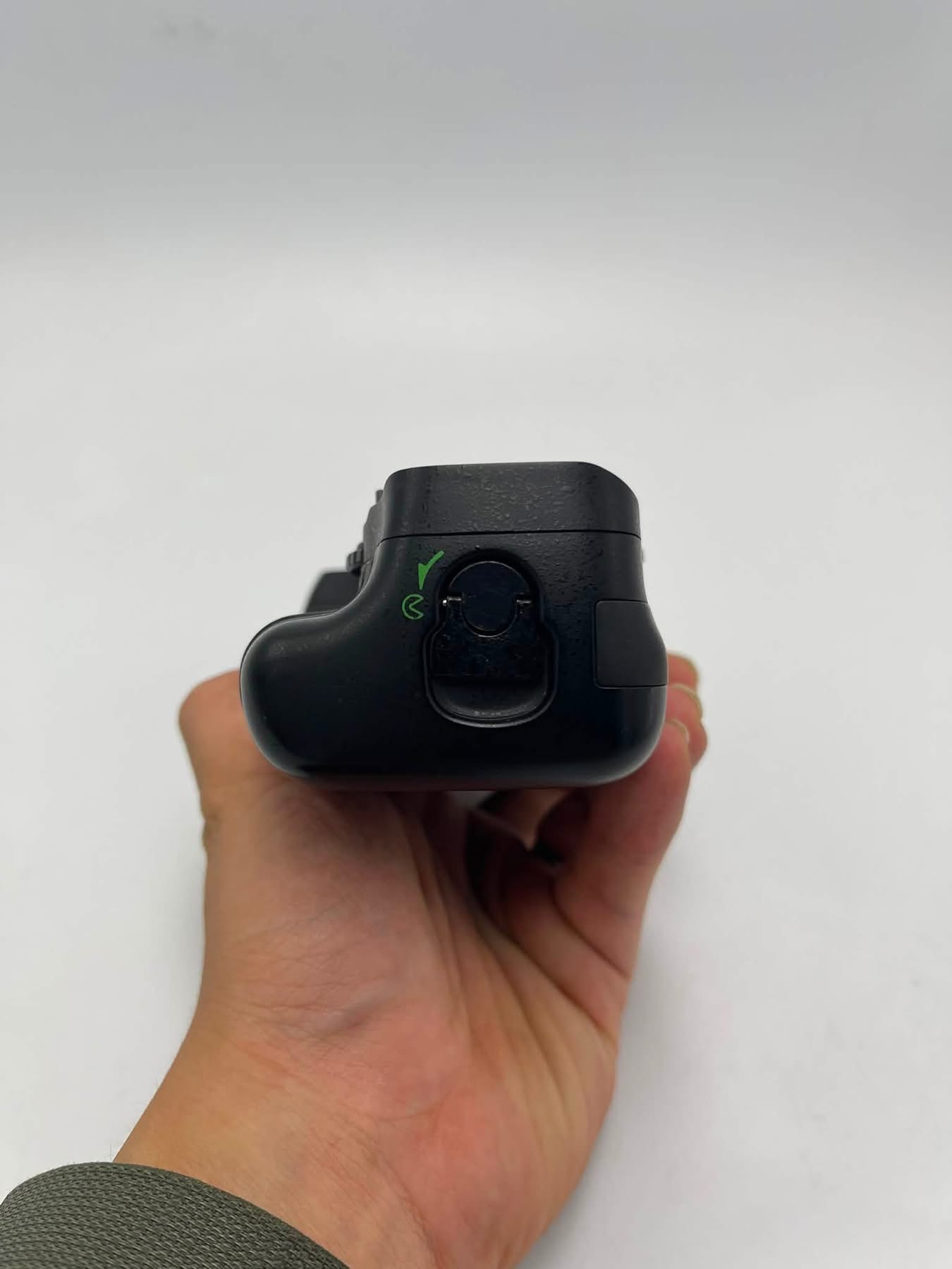 Grip pin zin Nikon MB D14 for Nikon D600, D610