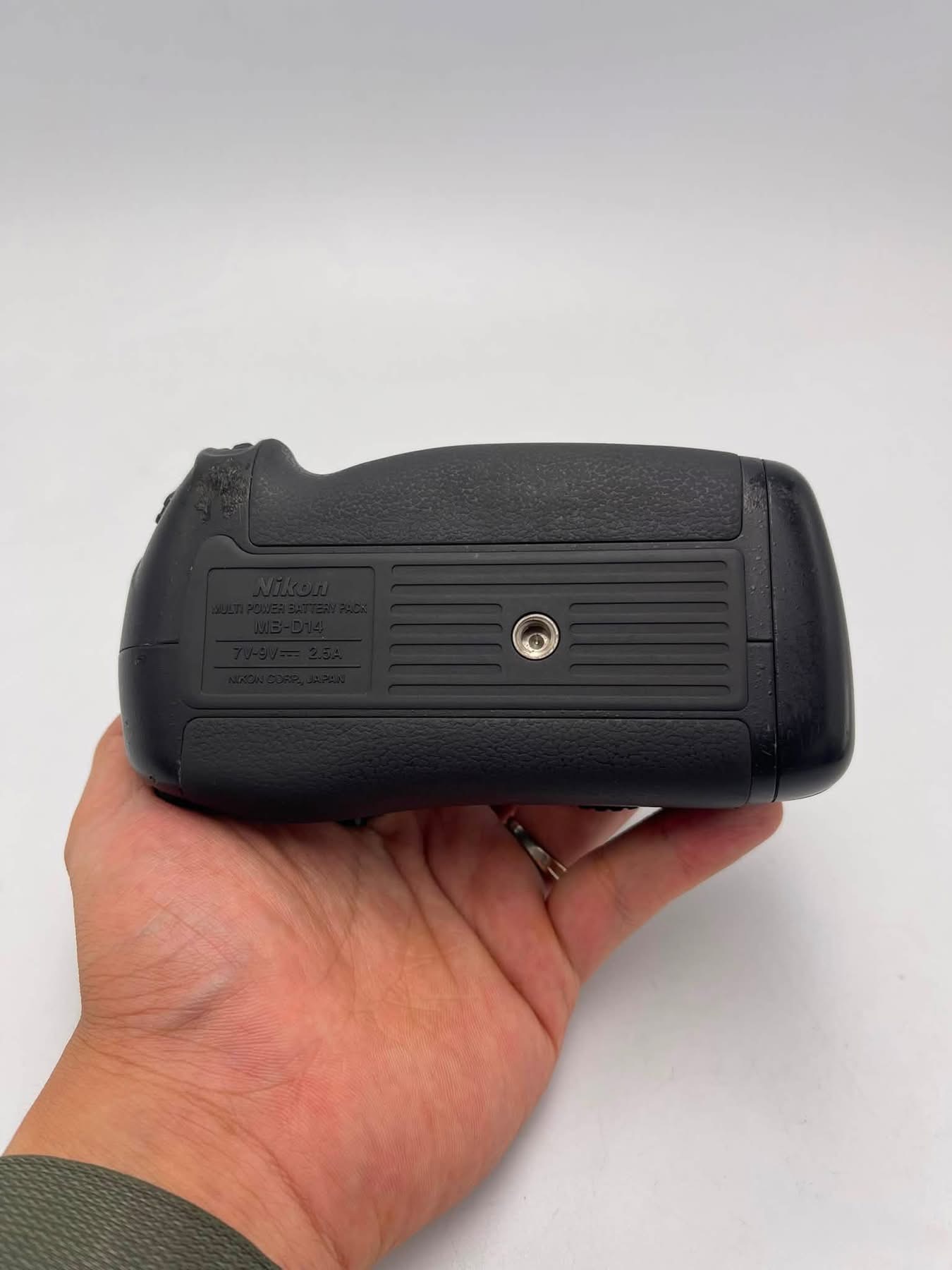 Grip pin zin Nikon MB D14 for Nikon D600, D610