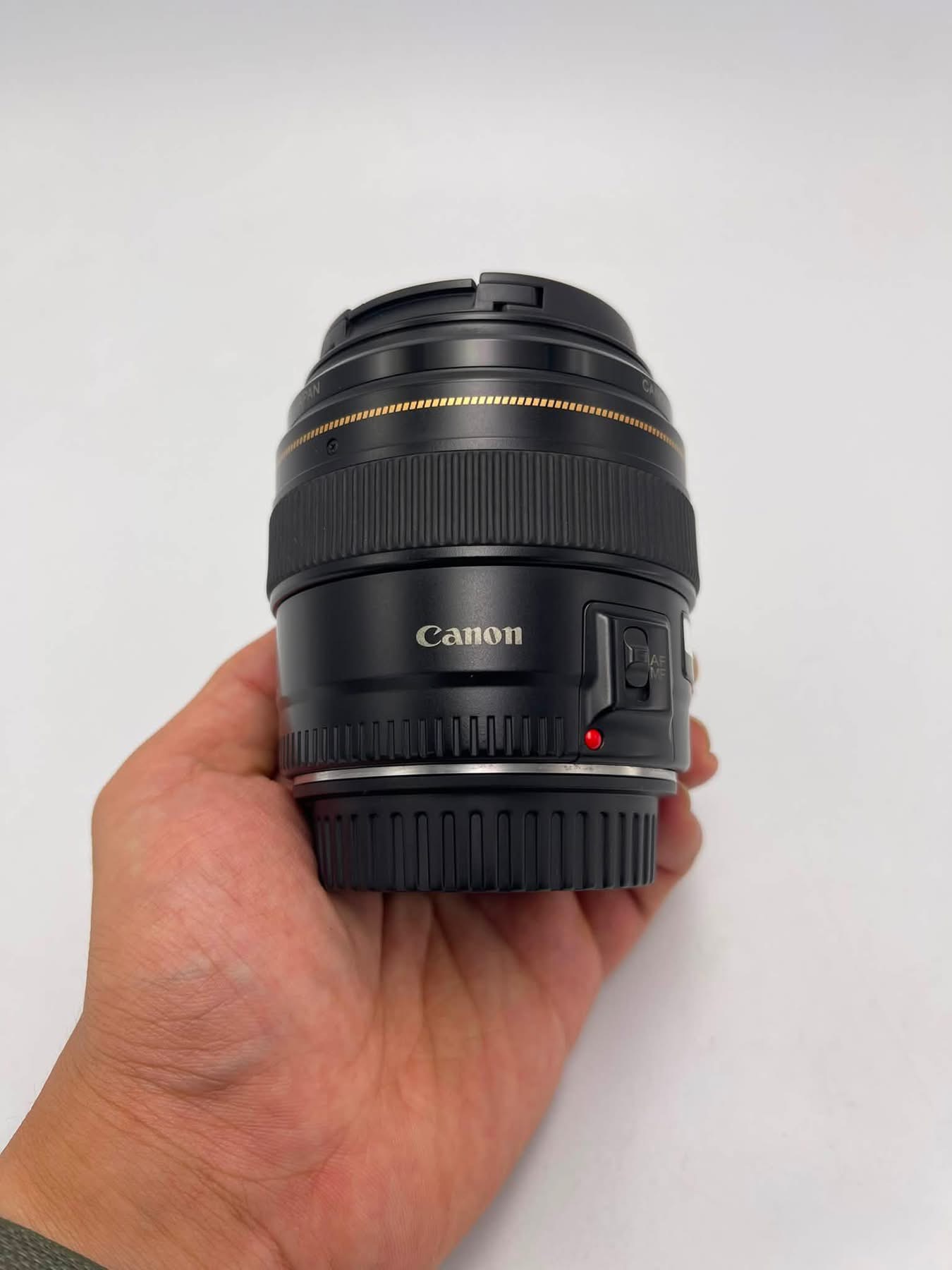 Canon EF 85mm F1.8 USM