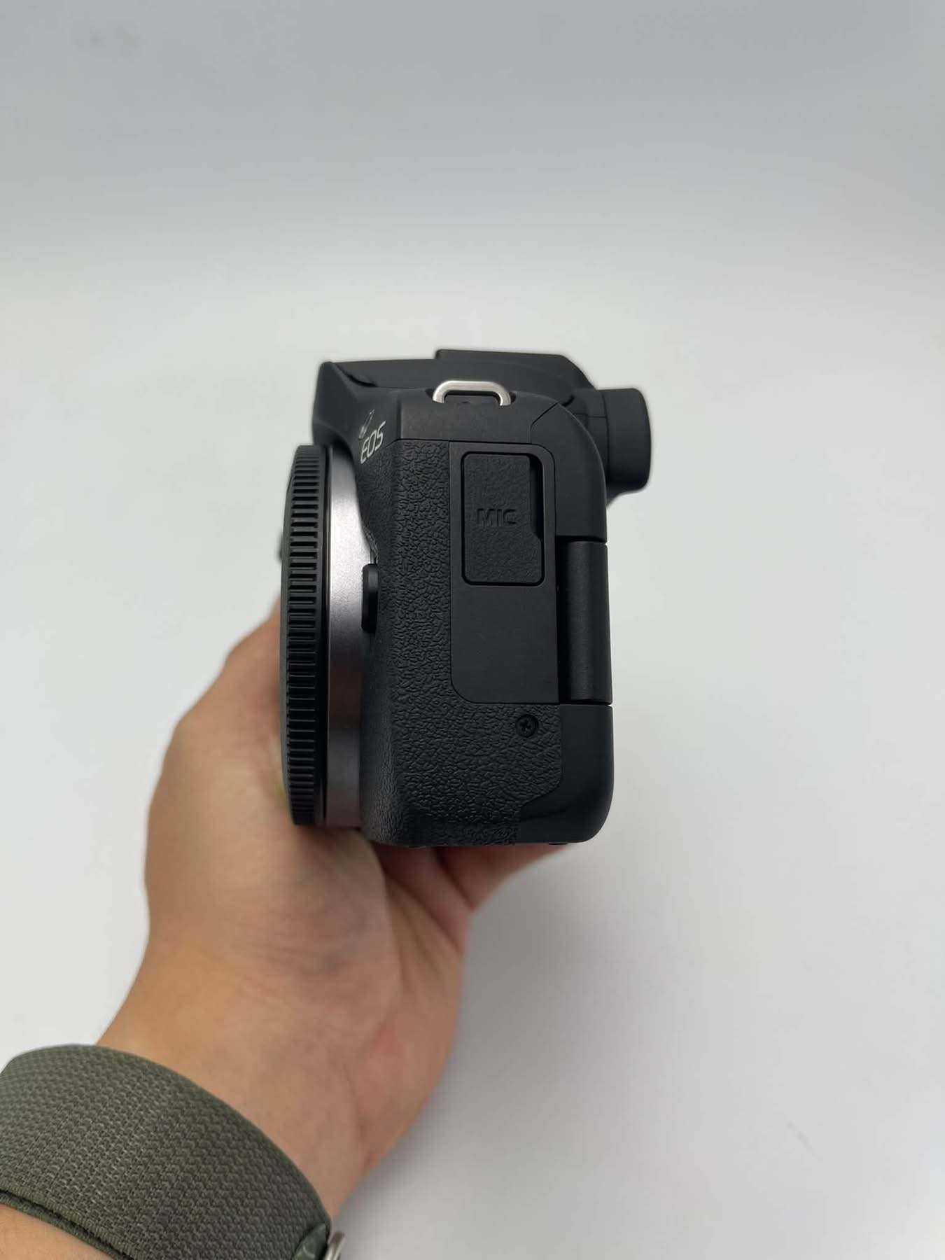 Canon EOS R50 (Only Body)