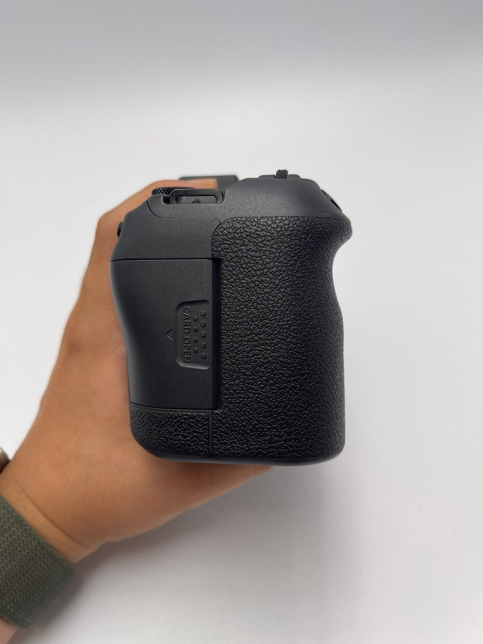 Canon EOS R6 Mark II
