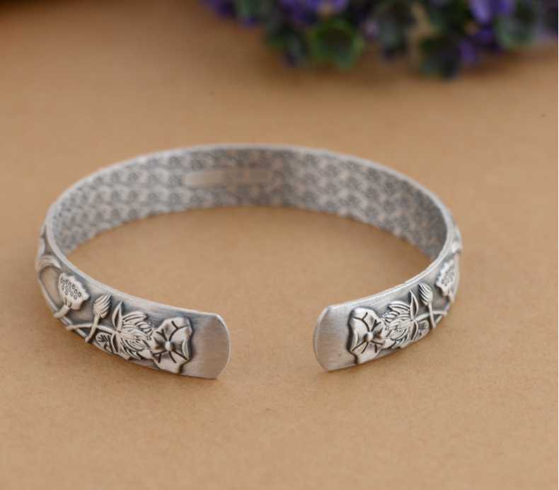 VÒNG TAY KHẮC SONG NGƯ - LIÊN HOA CÁT TƯỜNG - VT262