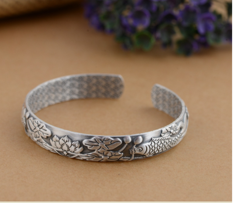 VÒNG TAY KHẮC SONG NGƯ - LIÊN HOA CÁT TƯỜNG - VT262