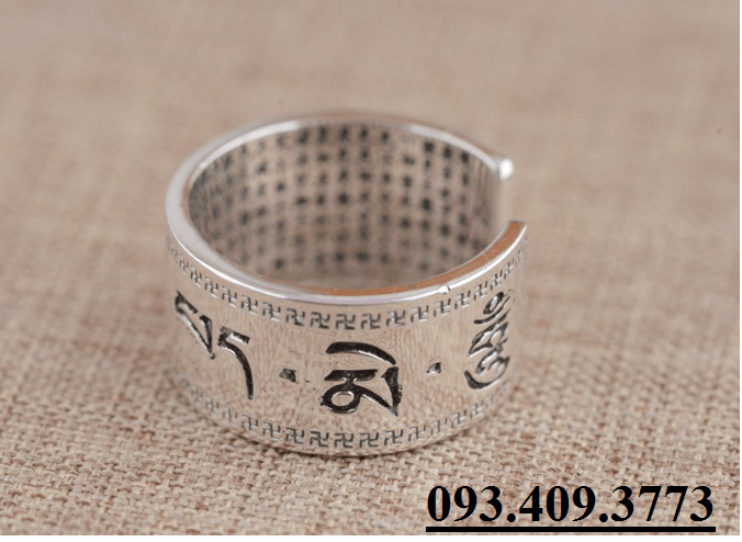 NHẪN KHẮC OM MANI PADME HUM TÂY TẠNG - NH148